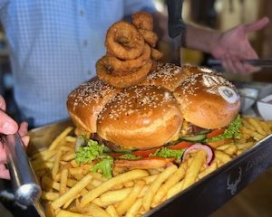 Big „MAMAS“ Burger für 4-5