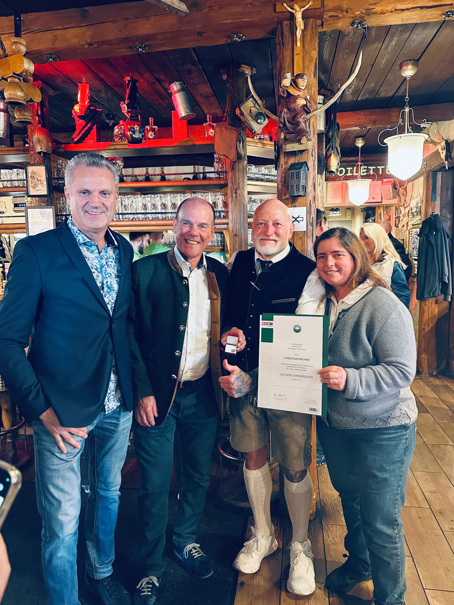 Du betrachtest gerade Goldenes Ehrenzeichen für Christian Pircher